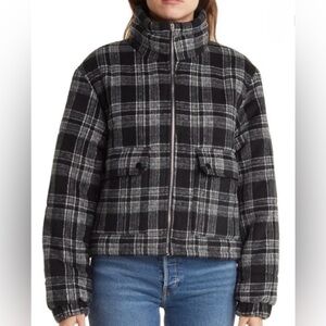 Excellent Condition! Elodie Plaid Black and Gray Women's Puffer Crop Coat M